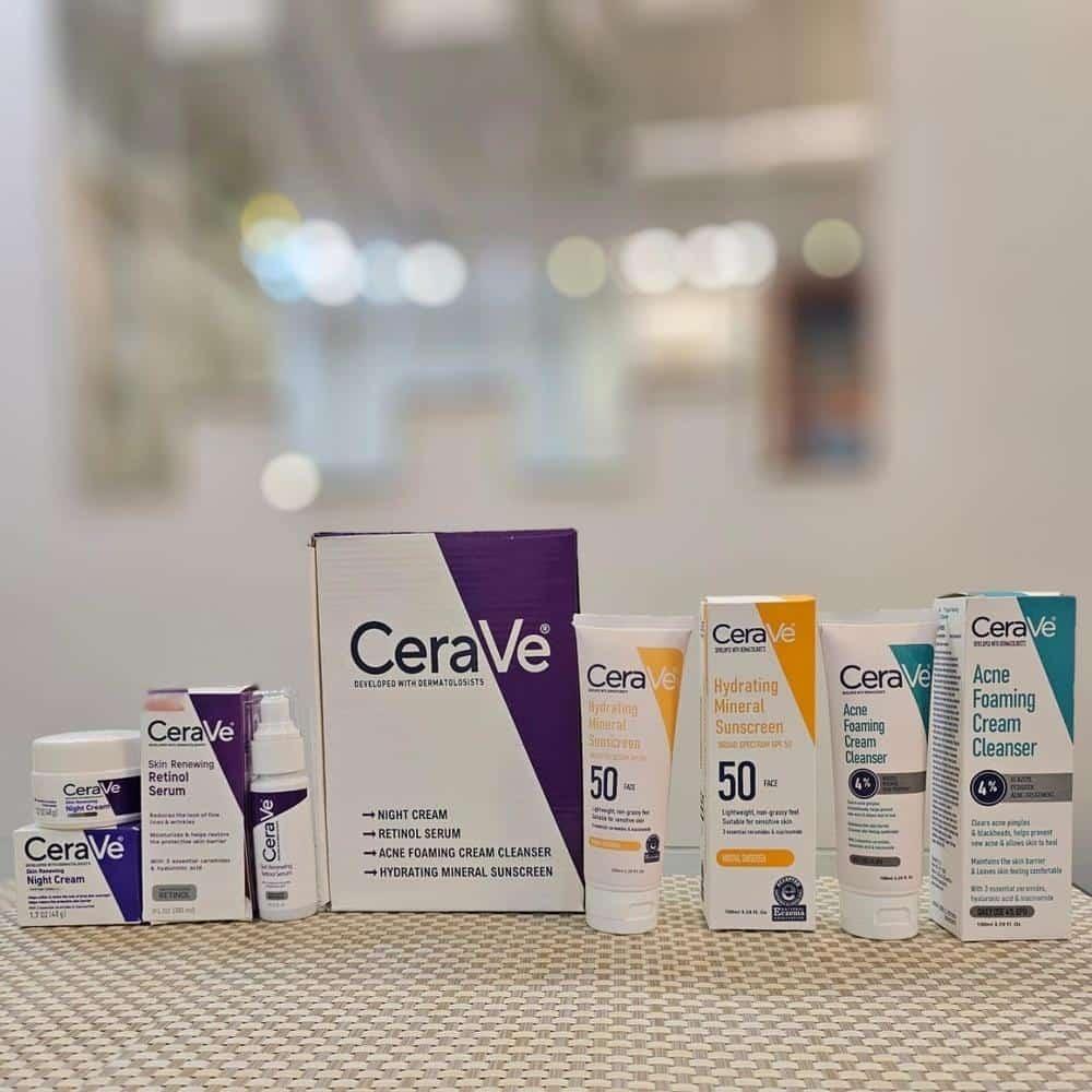 Ultimate 4 Pcs Hydrating Facial Kit: Night Cream, Retinol Serum, Sunscreen & Cleanser for Acne-Prone